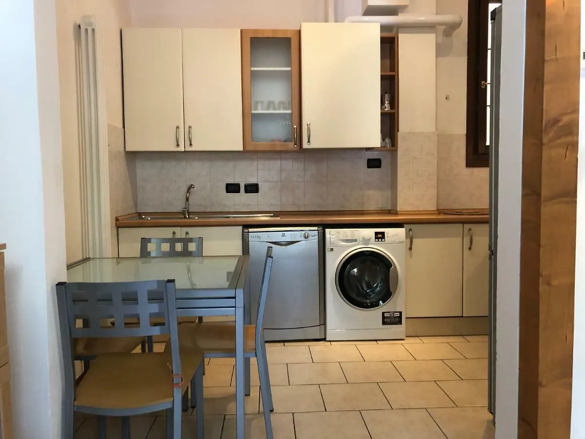 Pizzardi39 - The Place Apartments بولونيا 0*,